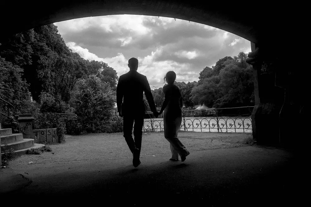 Hochzeitsfotografie an der Alster in Hamburg. Leica M10 M11.